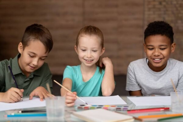 Brincadeiras Educativas na Infância: Como Ajudam no Desenvolvimento Cognitivo e Emocional unnamed 9