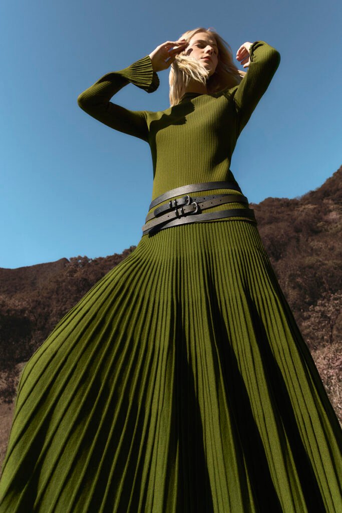 Marca catarinense Lez a Lez lança coleção de inverno inspirada nas serras brasileiras 4 Lez a Lez lança a nova coleção Serrana em primeira mão com coquetel na reabertura da loja no Villa Romana Shopping (Divugação)